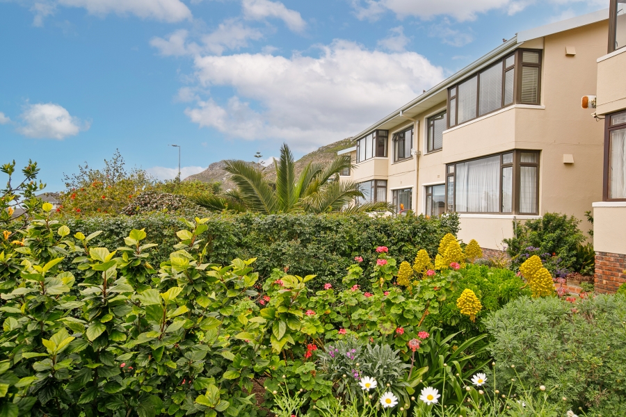 2 Bedroom Property for Sale in Fish Hoek Western Cape